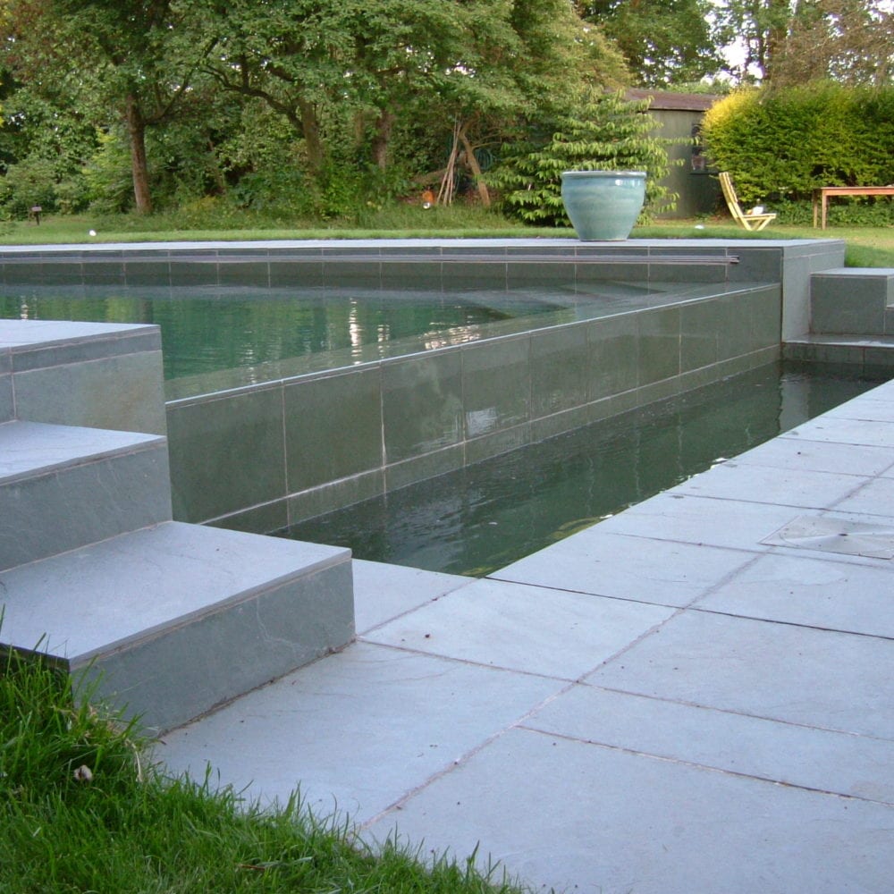 Close up of overflow pool and steps