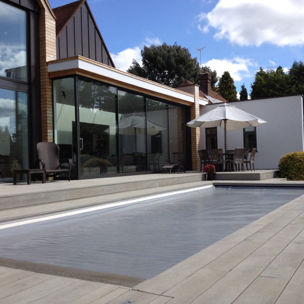 New swimming pool in Surrey with automatic pool cover