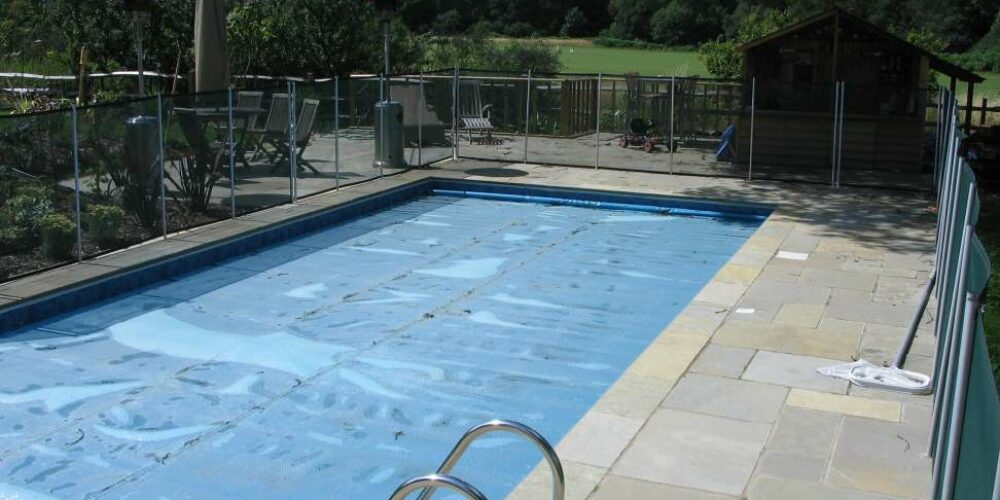 Swimming Pool with Fencing and Cover 2